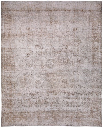 the Cyrus Artisan Persian Vintage Distressed Traditional rug
